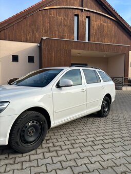 Predám Škoda Octavia 2 Combi 1.6TDI 4x4 77kw Facelift - 3