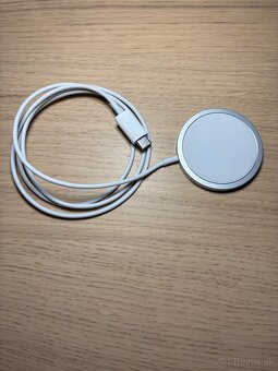 Apple MagSafe Charger - 3