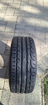 Sebring 215/40 R17 letné - 3