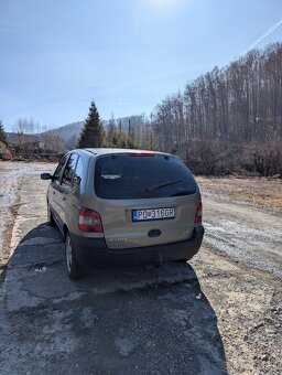 Renault Megane Scenic - 3