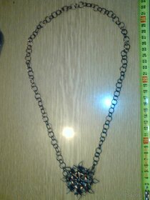 Tepaný kovový náhrdelník - 3