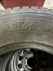 205/70 r15 95Q TOYO - 3