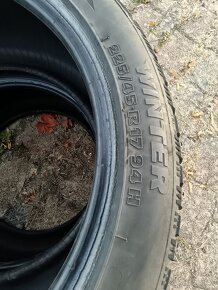 Predám pneumatiky 225/45 R17 2ks - 3