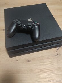 PS4 Pro 1TB – Skvelý stav, kompletné príslušenstvo + ovládač - 3