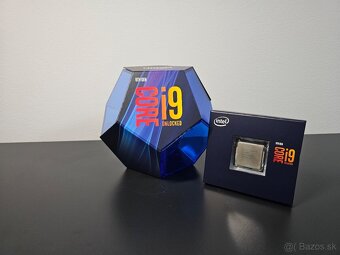 Intel Core i9-9900K - 3