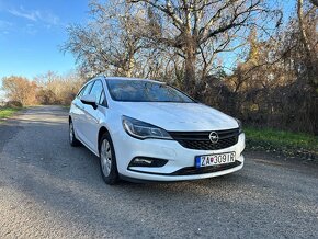 Opel Astra Sports Tourer - 3