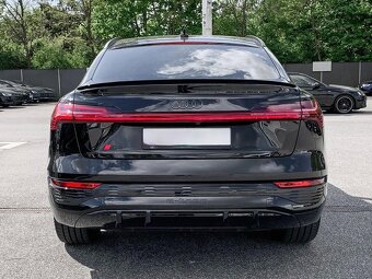 Audi Q8 Sportback e-tron 55 S line quattro Pano Matri - 3