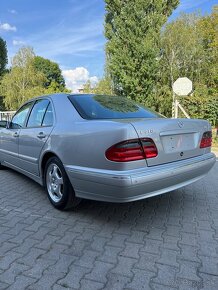 Mercedes E270 cdi (59.000km) - 3