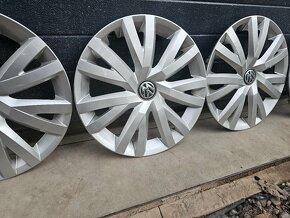 Puklice Volkswagen 16" - 3