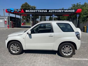 Suzuki Grand Vitara 1.6 benzin 4x4 black and white - 3