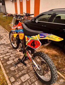 Suzuki RM 250 - 3