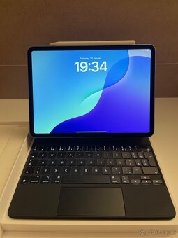 iPad Pro 11" 128 GB M2 Space Grey 2022 - 3