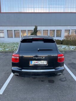 Porsche Cayenne S - 3