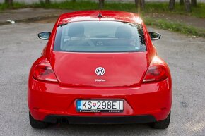 Volkswagen Beetle 1.6 , 115 926 km - 3