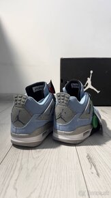 Jordan 4 University Blue - 3