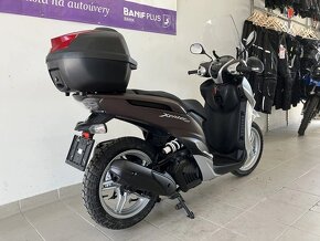 Yamaha Xenter 125 - 3