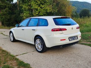 Alfa Romeo SW 2.0 JTDm • 2011 • Facelift - 3