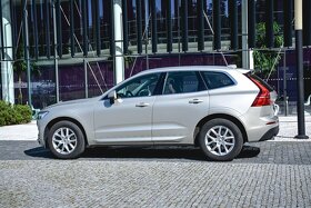 Volvo XC60 D4 Momentum Aut 1 MAJiTEL NAVI KŮŽE KAMERA - 3