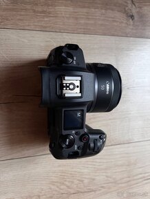 Canon EOS R - 3