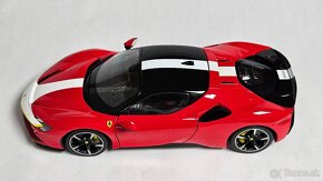 Bburago Signature Series 1:18 Ferrari SF90 Stradale - 3