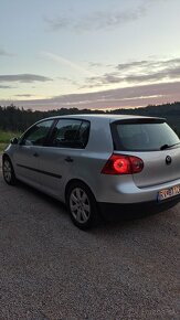 Volkswagen Golf 5 2.0 FSI 110kw - 3