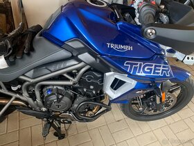 Triumph TIGER 800 XRT - 3