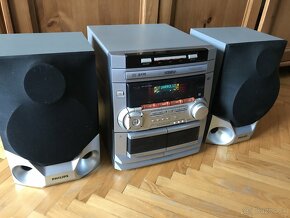 Philips FW-C28 - veza MC / Tuner / 3CD - 3