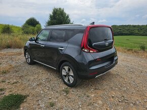 Kia Soul EV 64kWh Platinum v Záruke Harman/Kardon, Virtual - 3