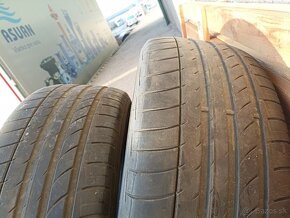 Pneu 225/50 R19 - 3