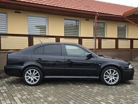 Škoda Octavia 1.8 T RS Sedan - 3