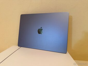 MacBook Air 15 8/256GB grey 100% stav - 3