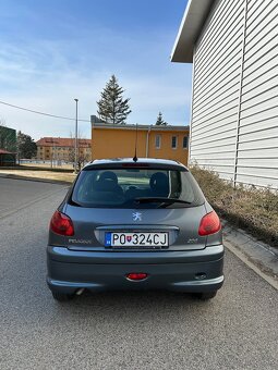 Peugeot 206 1.4 - 3