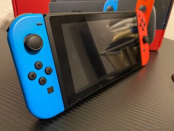 Nintendo Switch V2 - TOP STAV - 3