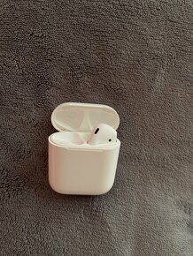 Apple Airpods 1 - 3