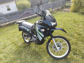 Kawasaki KLR 650 - 3