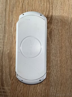 PSP e1004 - 3