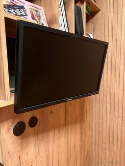 Samsung DB48E – profesionálny displej 48” - 3