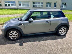 Mini one R 56 1.4 benzin - 3