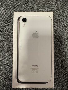 IPhone XR 64GB v skvelom stave - 3