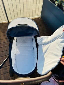 Cybex priam 2019 rose gold, farba Midnight blue - 3