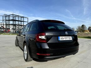 Škoda Octavia Combi 2.0 TDI Ambition DSG - 3