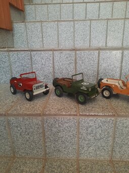 Ites autíčka jeep kovové ,škoda 1000mb KDN - 3