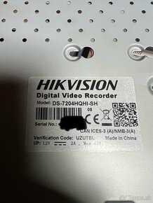 DVR Hikvision 7204HQHI-SH vrátane disku - 3