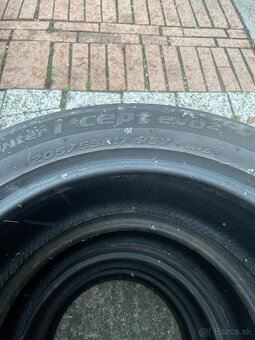 205/55 R17 95V Hankook winter icept Evo 2205/55 R17 95V - 3