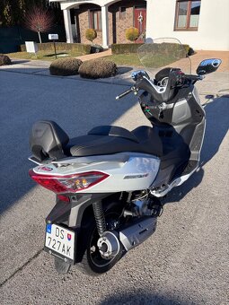 SYM JOYMAX GTS 125 MAXI SKUTER - 3