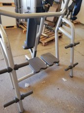 Technogym Element Vertical Bench (tlaky v sede) - 3