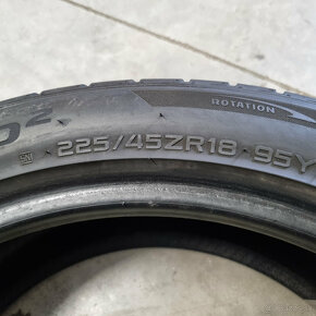 225/45 R18 HANKOOK  pár letných pneumatík - 3