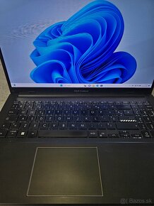 Asus Vivobook Go 15 AMD Ryzen 5 7520U / 16GB RAM / 512GB SSD - 3