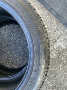 Zimné pneu 235/45R18  viem aj prezuť - 3