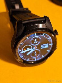 TicWatch Pro 4G - GPS / NFC / WiFi / Sport - Výborný stav - 3